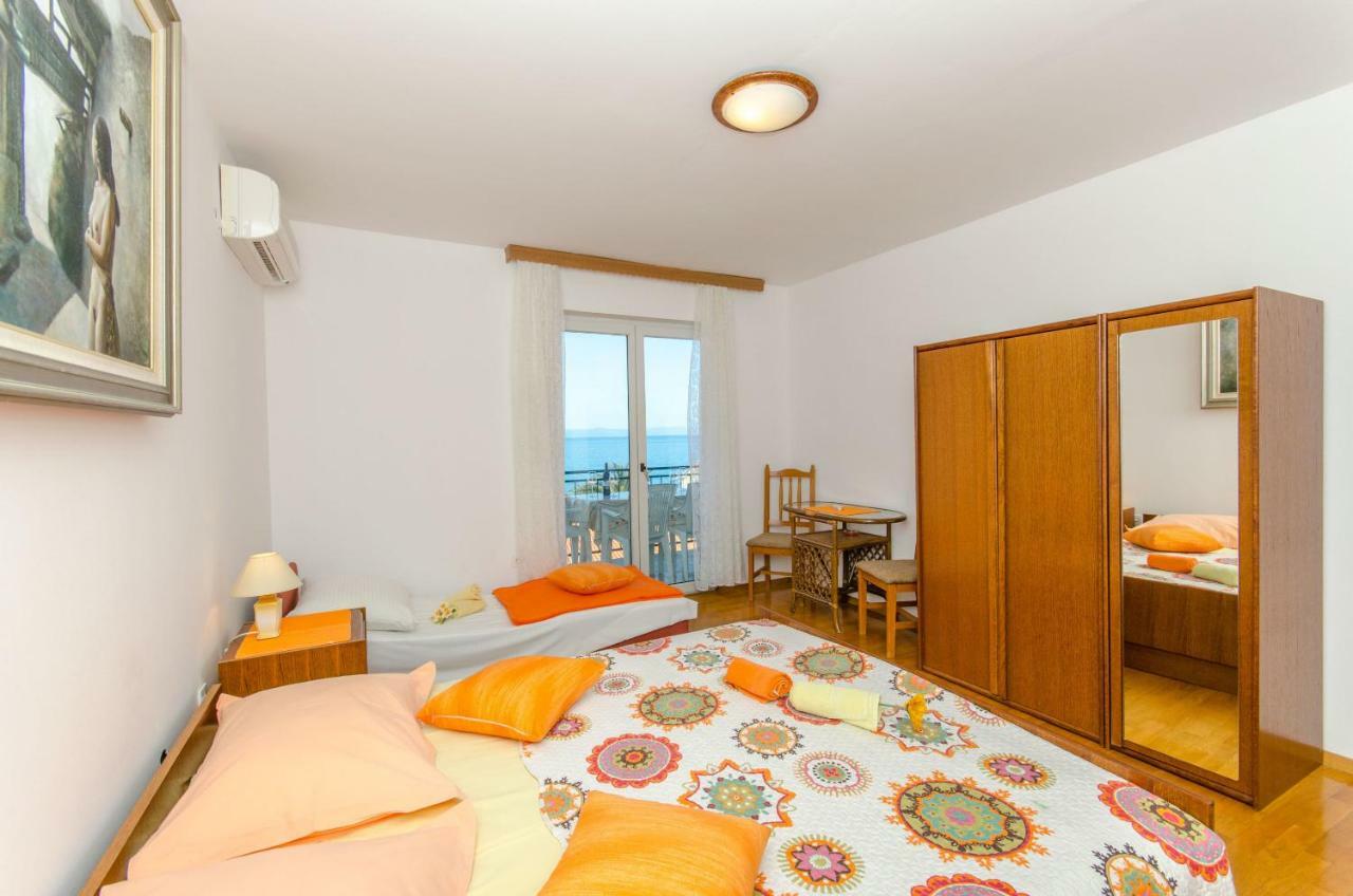 Apartments And Room Sun & Sea Podgora Exteriör bild